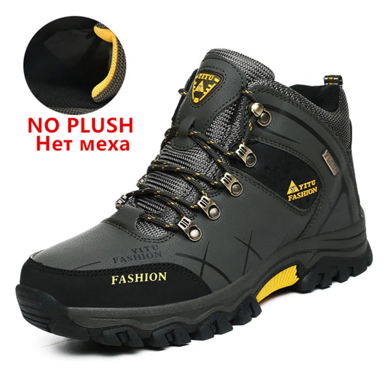 OUTDOOR TACTICAL BOOTS