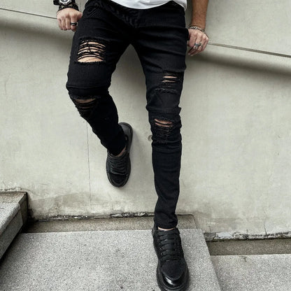 BLACK RIPPED JEANS