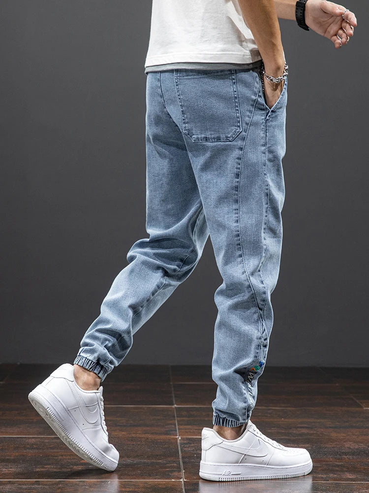 LOOSE FIT JEANS