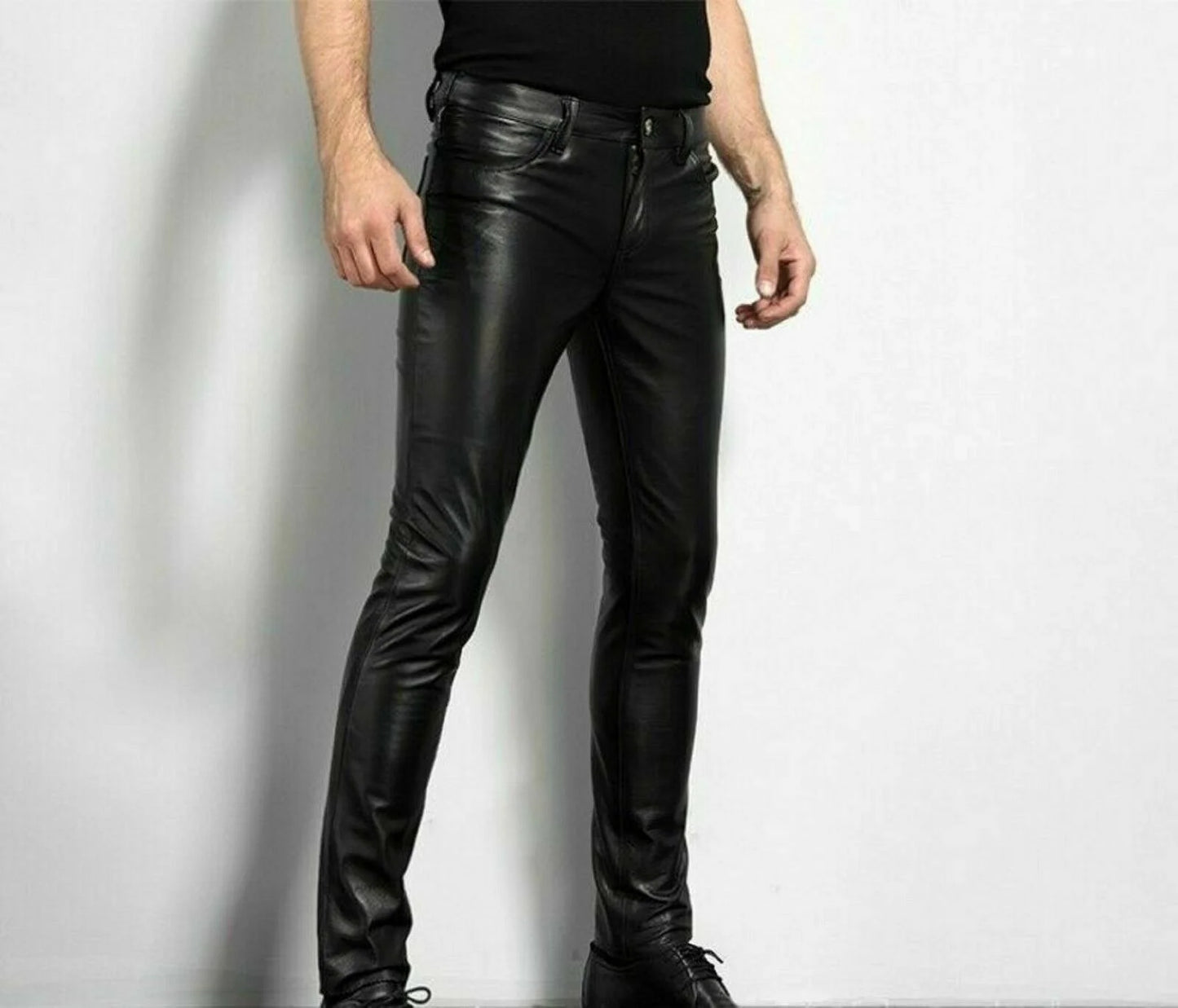SLIM TIGHT BLACK LEATHER PANTS